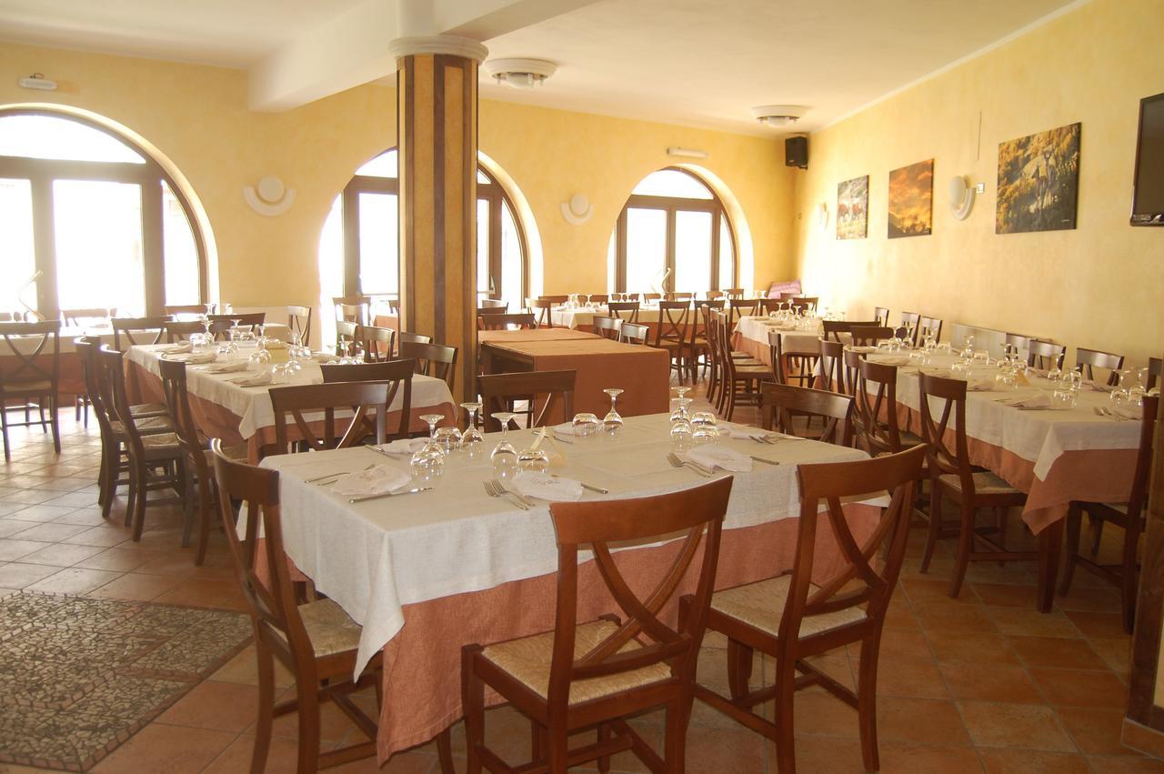 B&B La Tana Dell'Orso Villalago Bagian luar foto